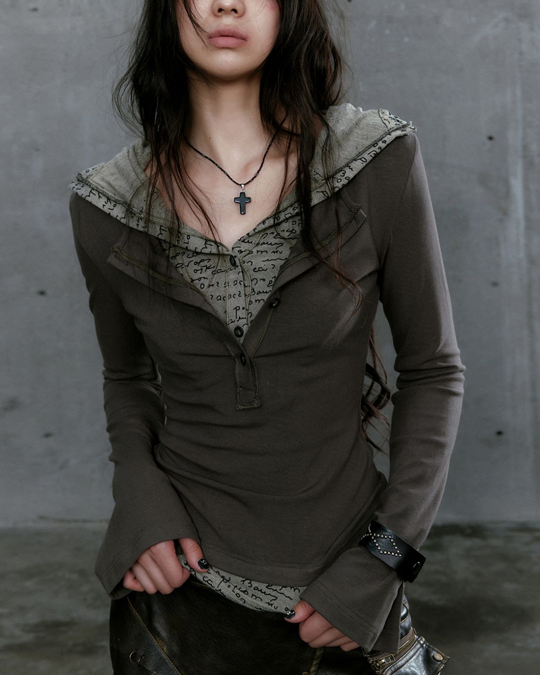 Flare-Sleeve Hoodie TP030