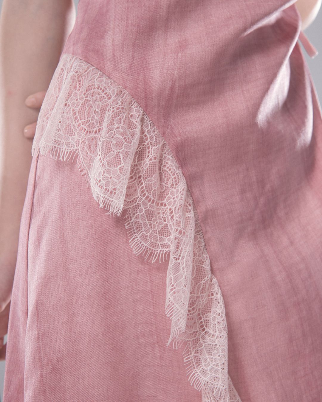 Side Waist Drawstring Lace Embellished Long Dress　DR042