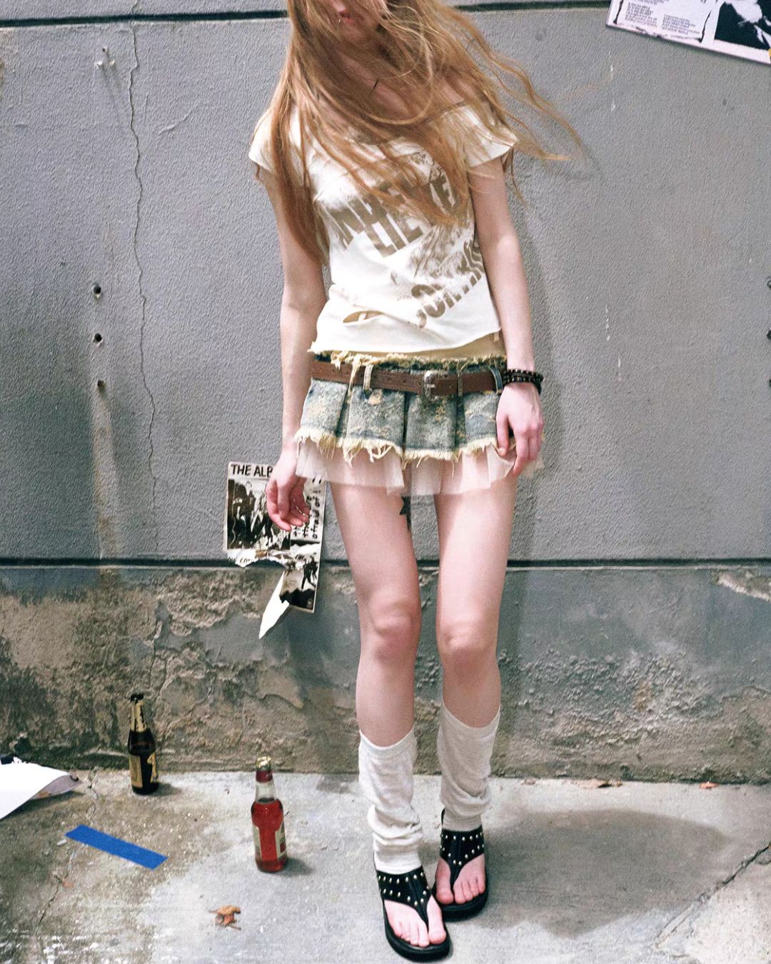 One-shoulder Raw Edge Graffiti Top　TP050