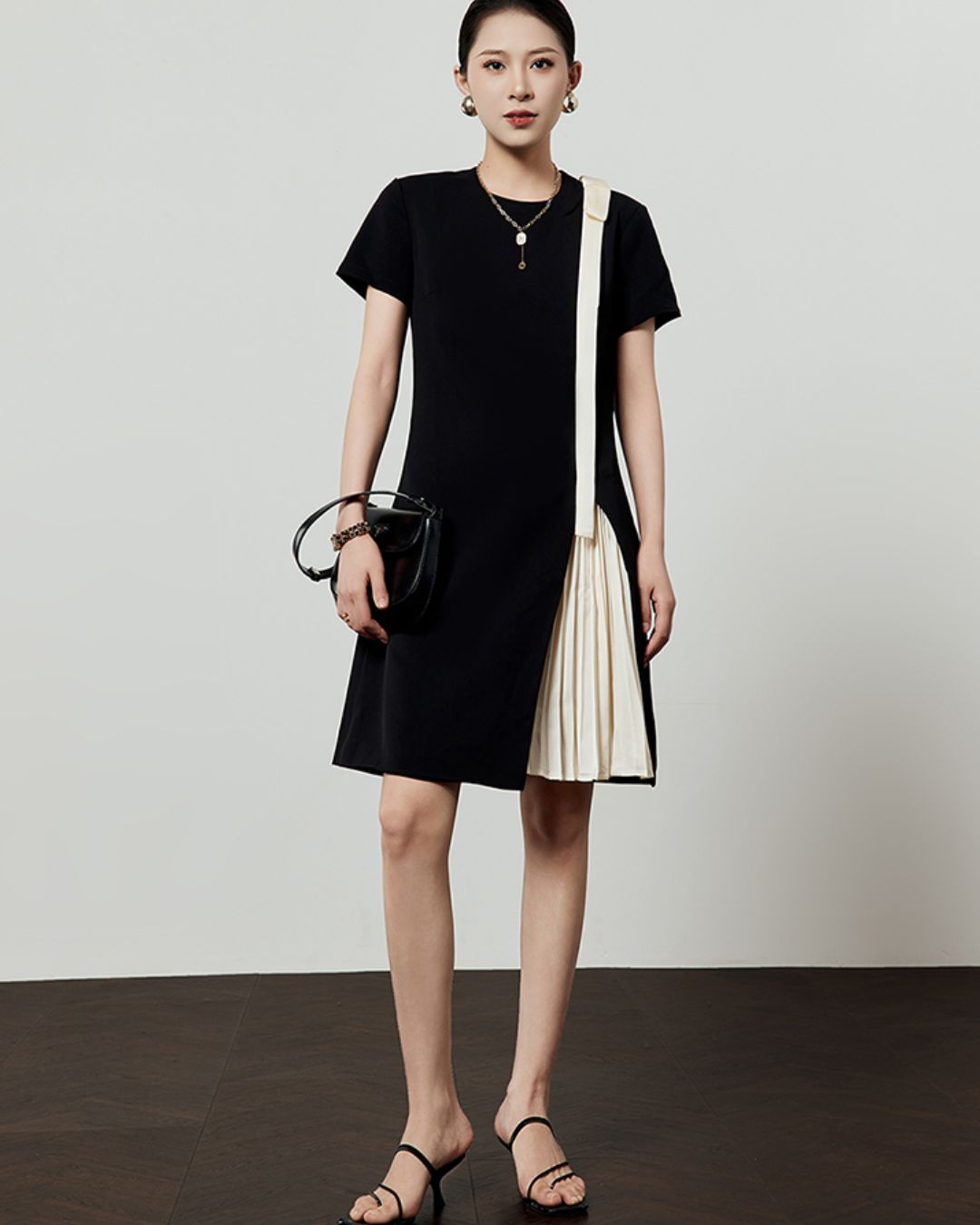 Shoulder Ribbon Pleated Black Dress　DR051