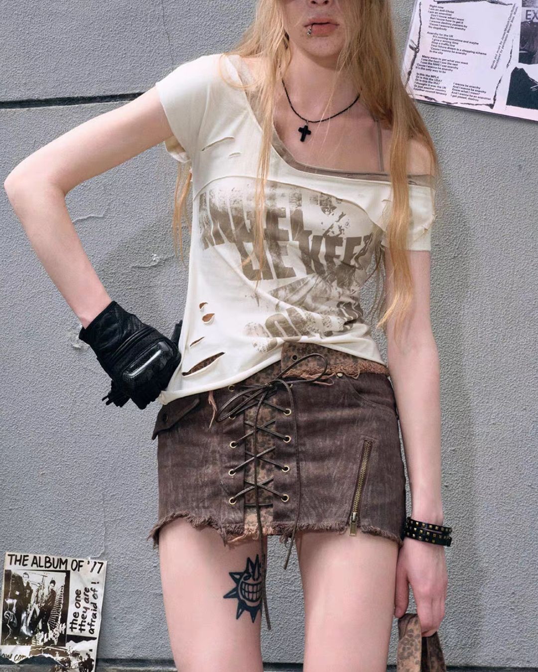 One-shoulder Raw Edge Graffiti Top　TP050