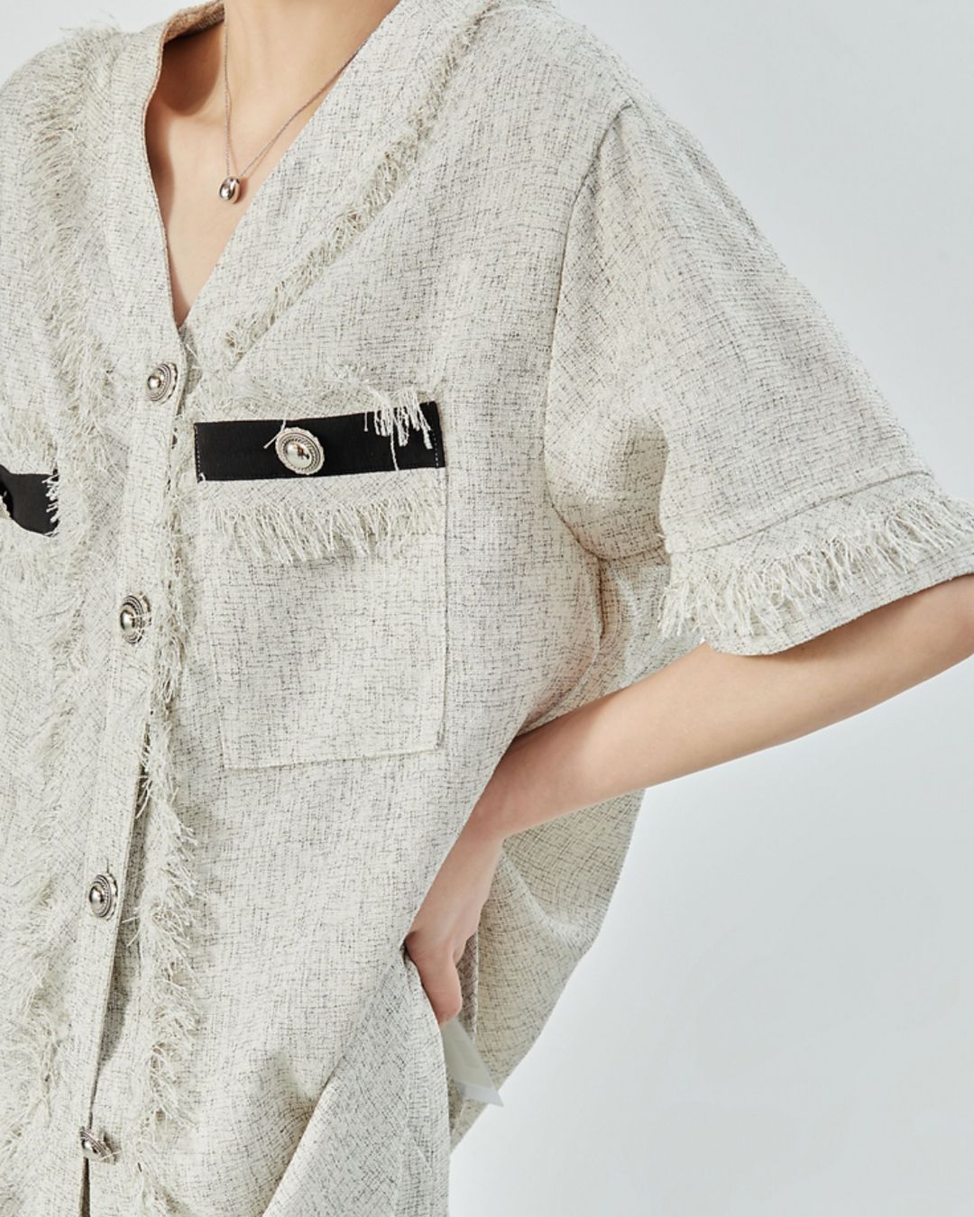 Fringe V-neck Set-up Shirt　TP052