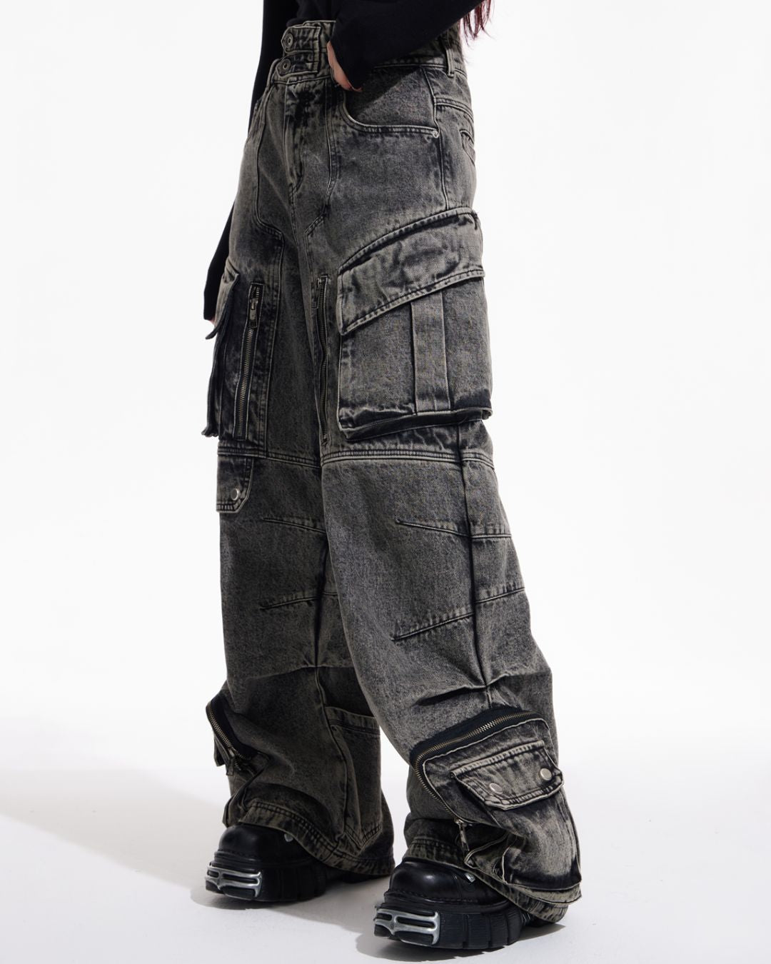 Multi-pocket Wide Denim Pants　BT009