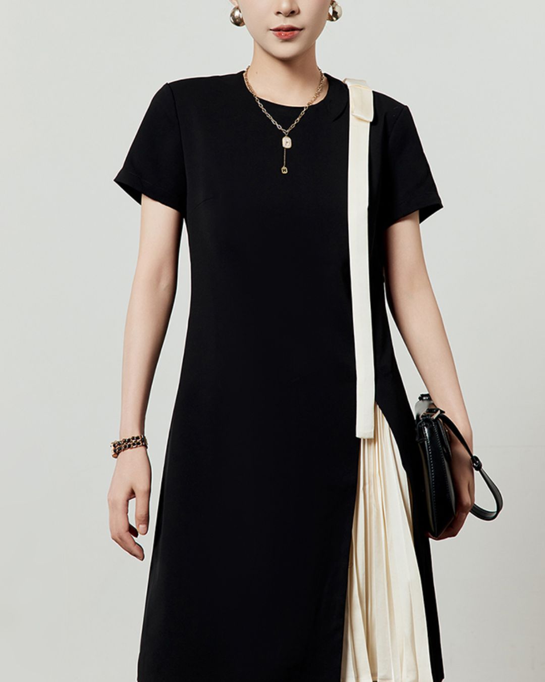 Shoulder Ribbon Pleated Black Dress　DR051