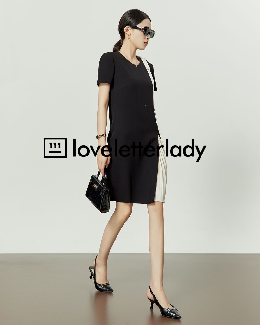 Shoulder Ribbon Pleated Black Dress　DR051