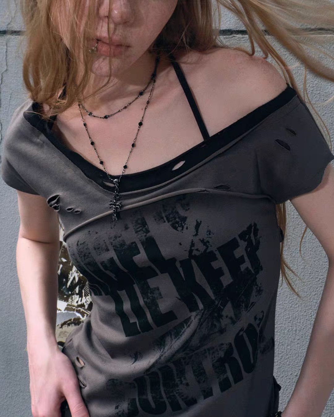 One-shoulder Raw Edge Graffiti Top　TP050