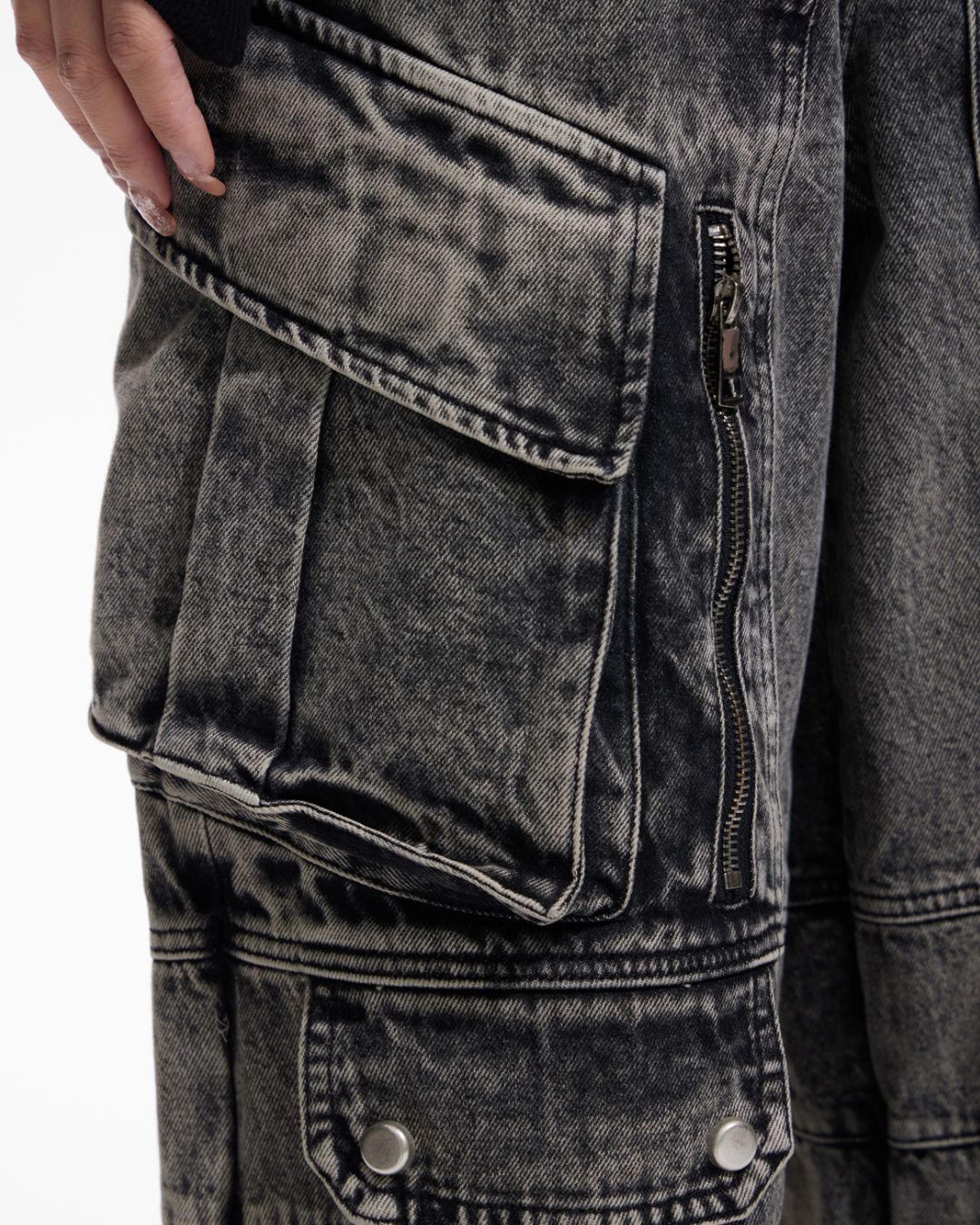 Multi-pocket Wide Denim Pants　BT009