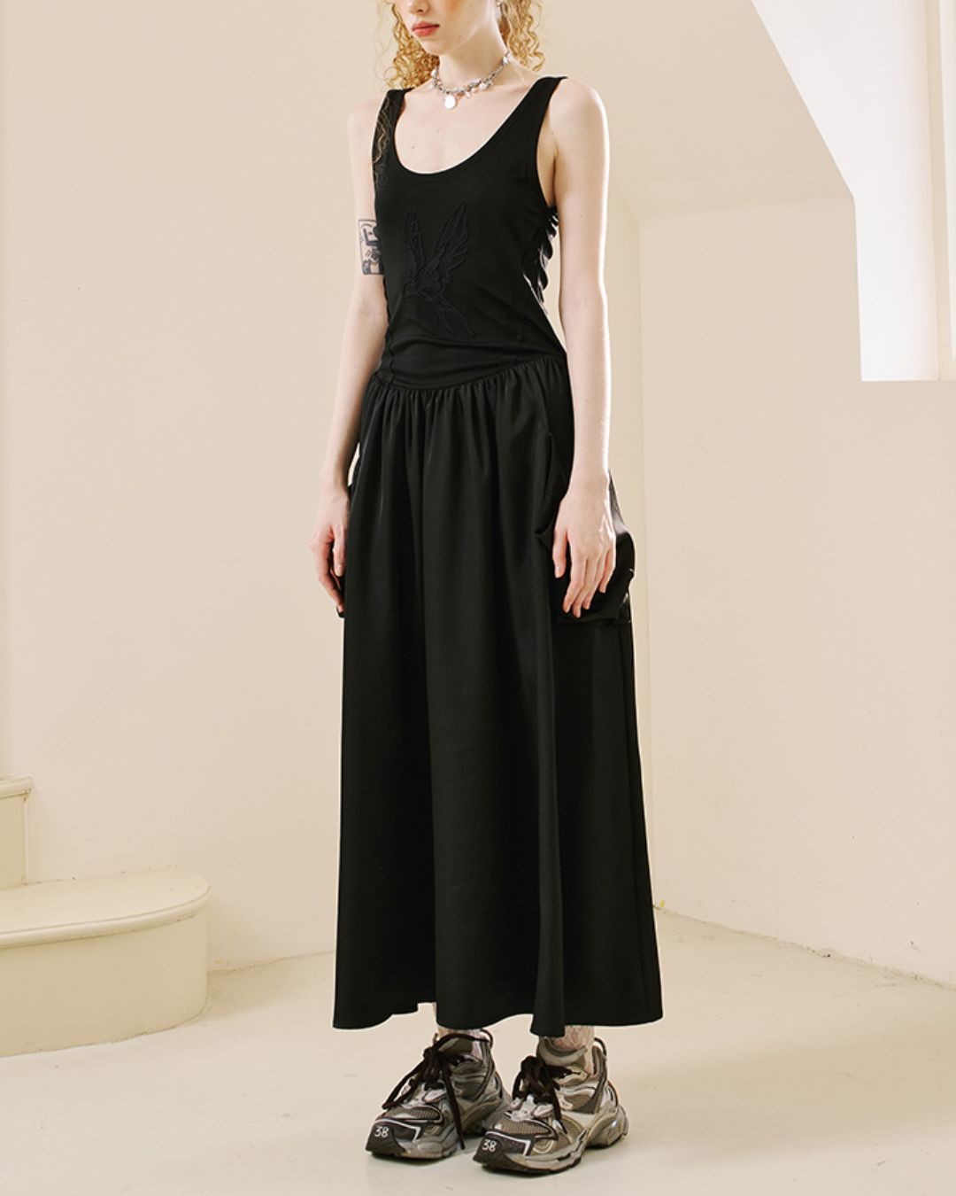 Swallow Embroidery Big Pocket Long Dress　DR036