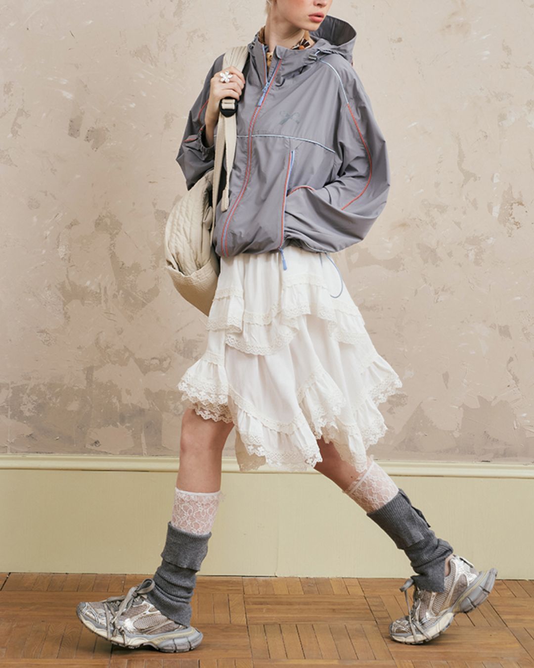 Asymmetrical Lace Skirt　BT027