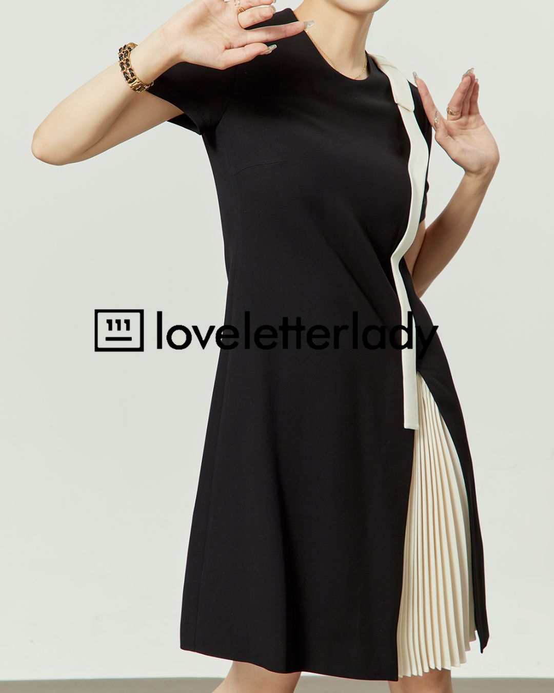 Shoulder Ribbon Pleated Black Dress　DR051