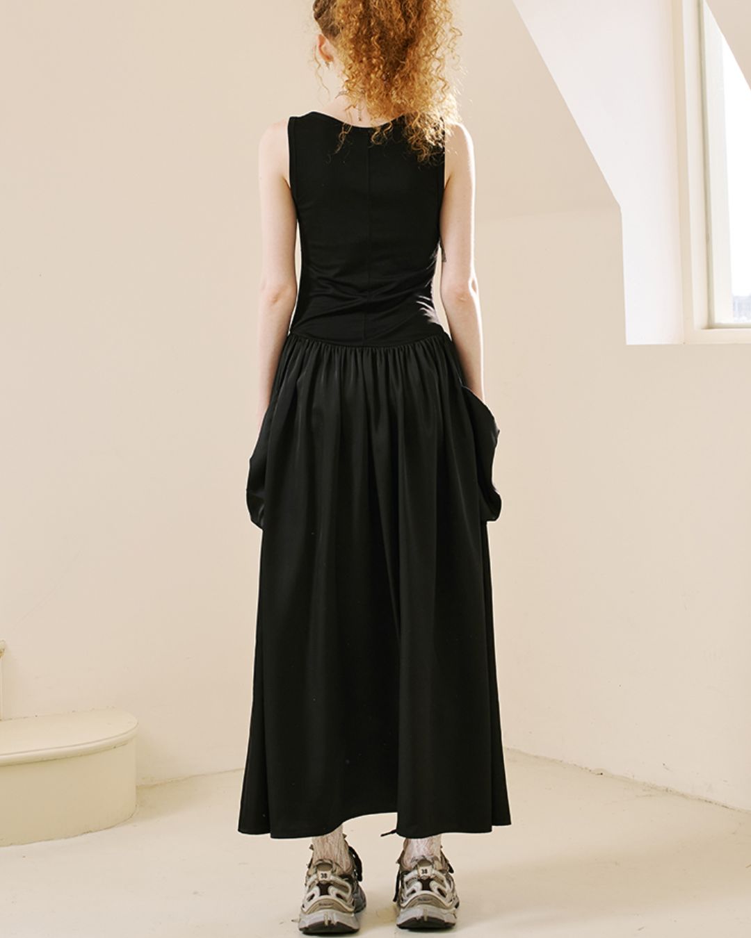 Swallow Embroidery Big Pocket Long Dress　DR036