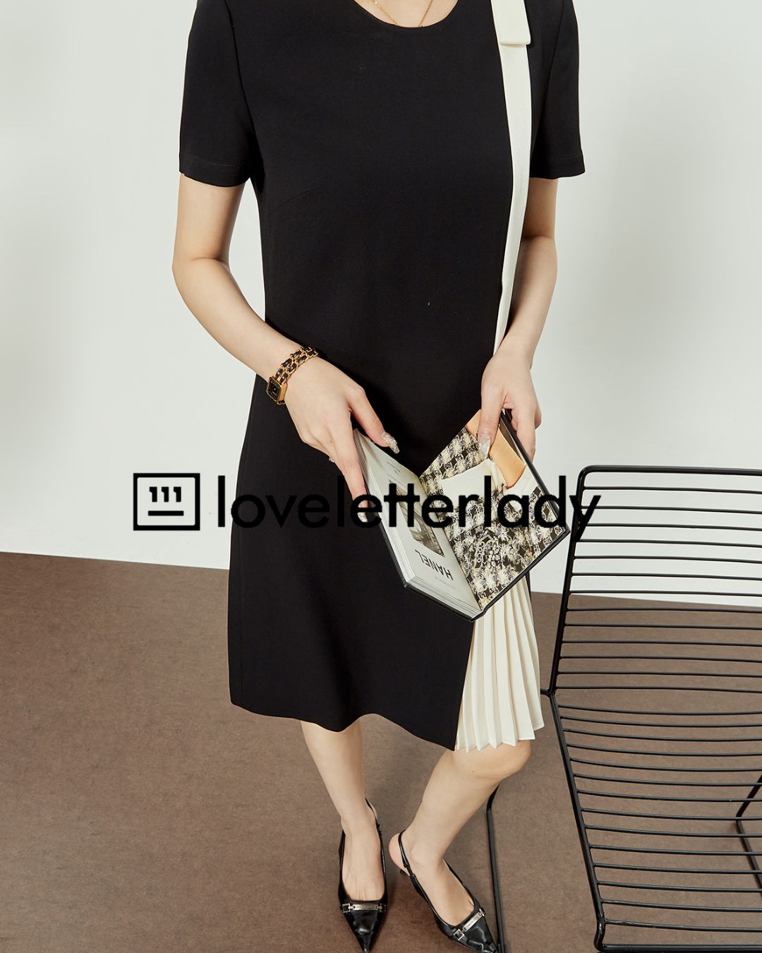Shoulder Ribbon Pleated Black Dress　DR051