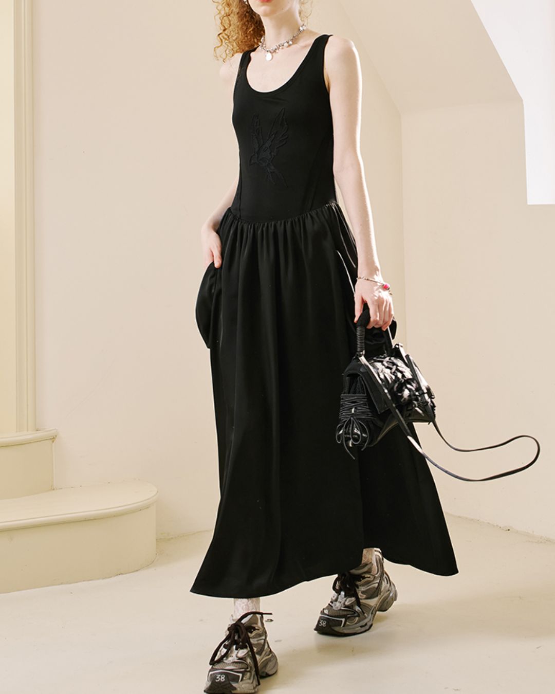 Swallow Embroidery Big Pocket Long Dress　DR036