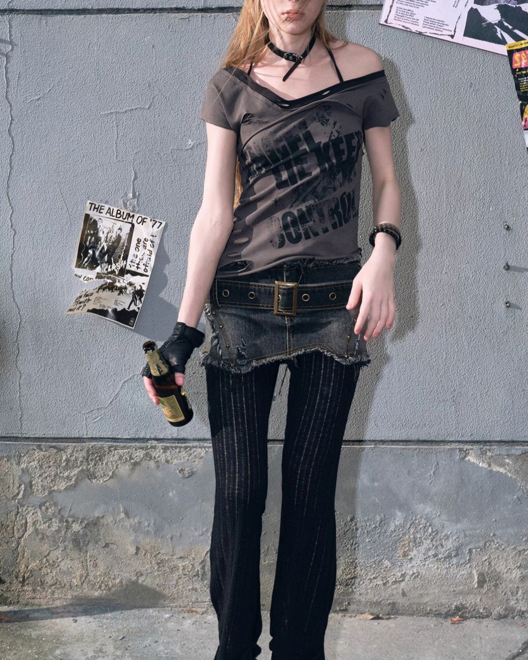 One-shoulder Raw Edge Graffiti Top　TP050