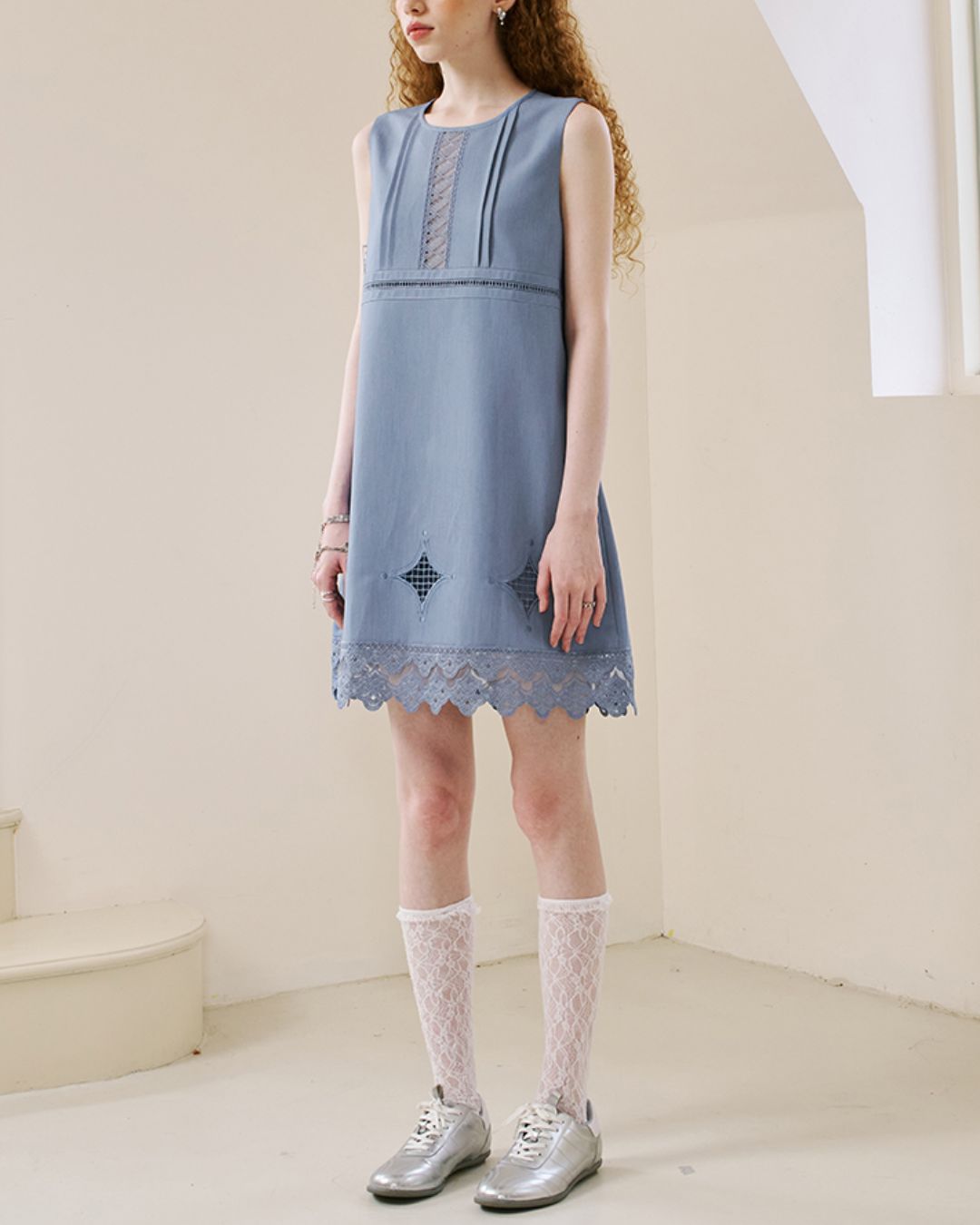 Lace Stitch Sleeveless Mini Dress　DR035