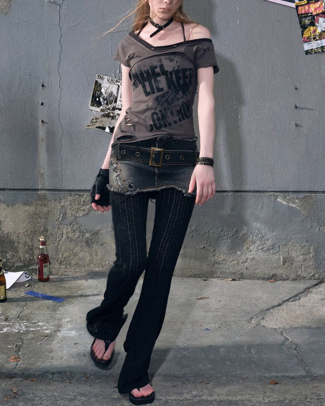 One-shoulder Raw Edge Graffiti Top　TP050