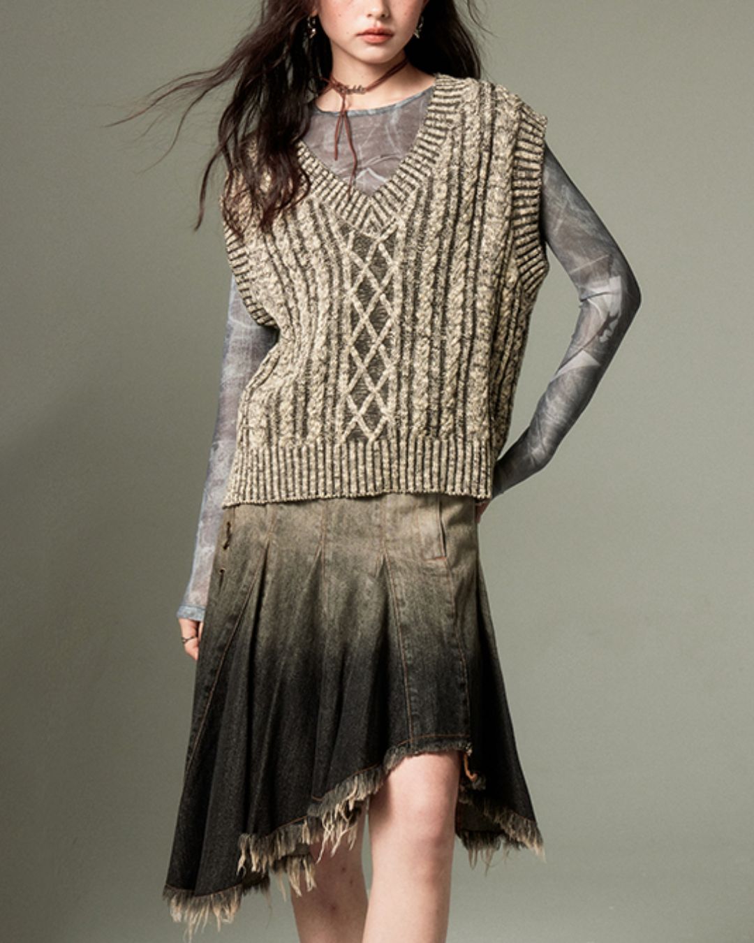 V-neck Cable Knit Vest　TP004