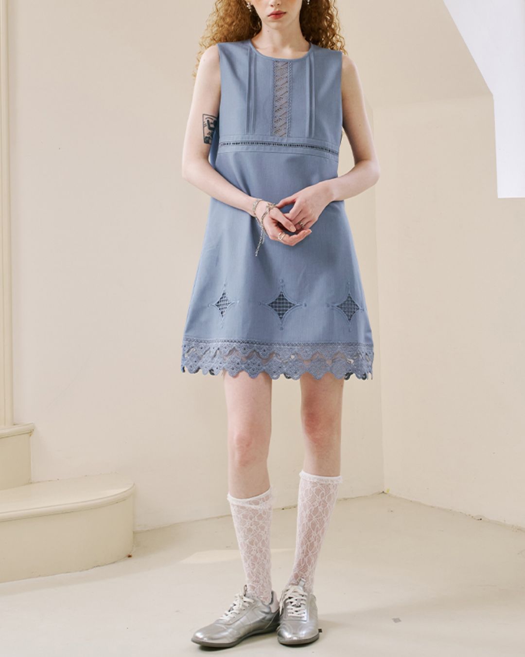 Lace Stitch Sleeveless Mini Dress　DR035