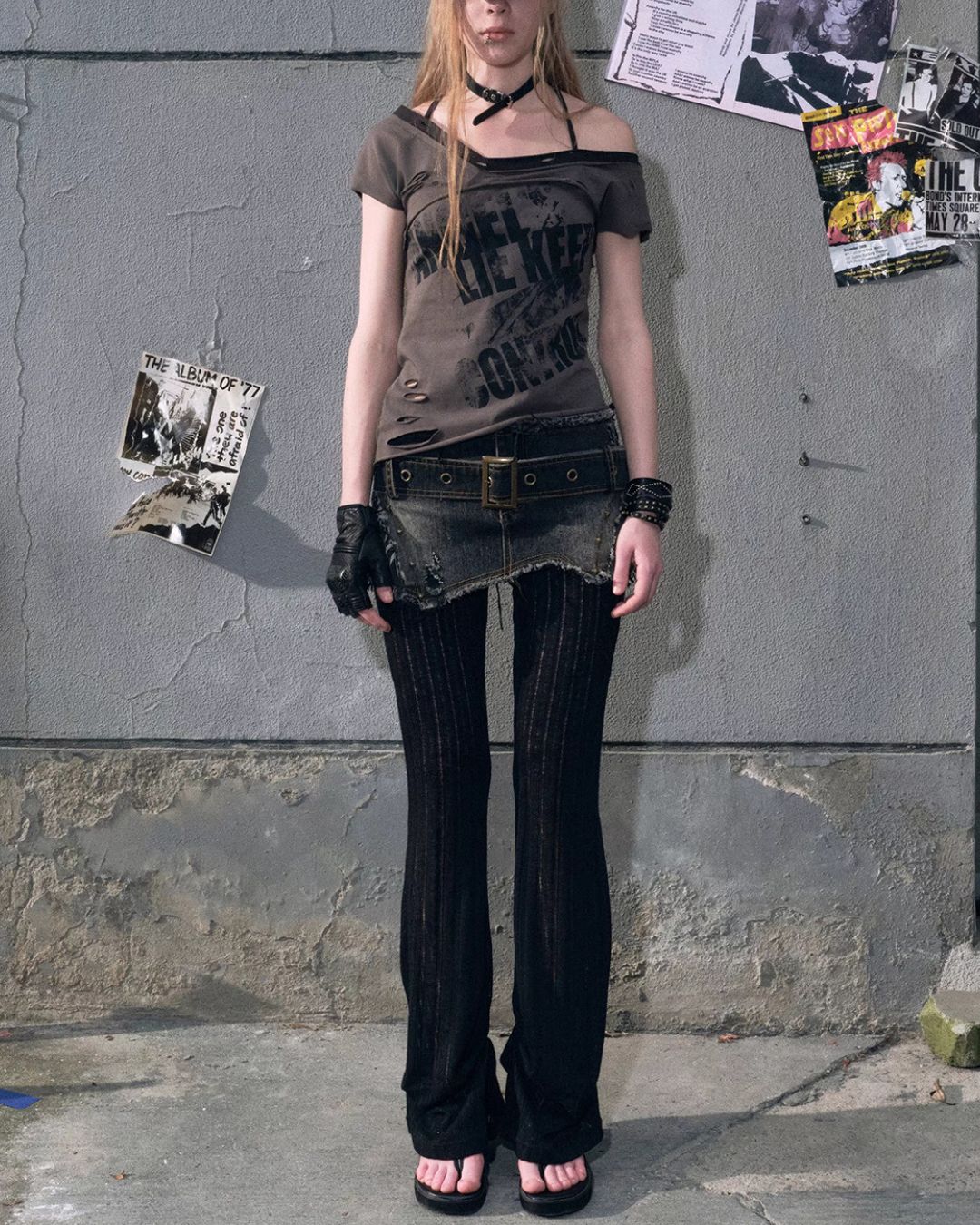 One-shoulder Raw Edge Graffiti Top　TP050