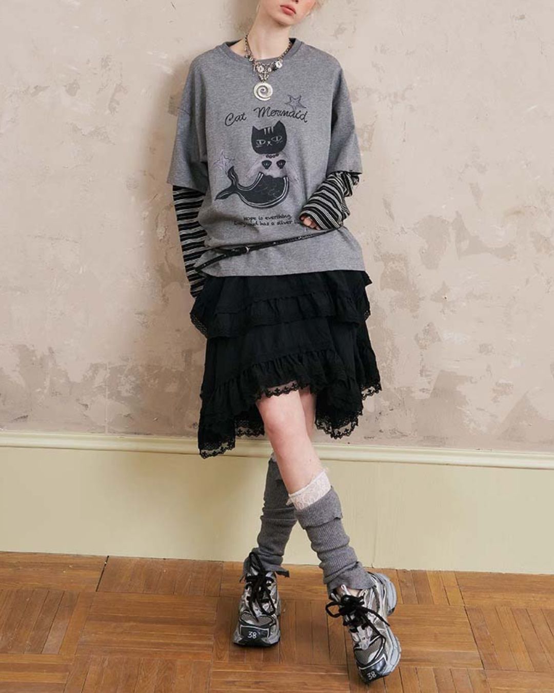 Asymmetrical Lace Skirt　BT027