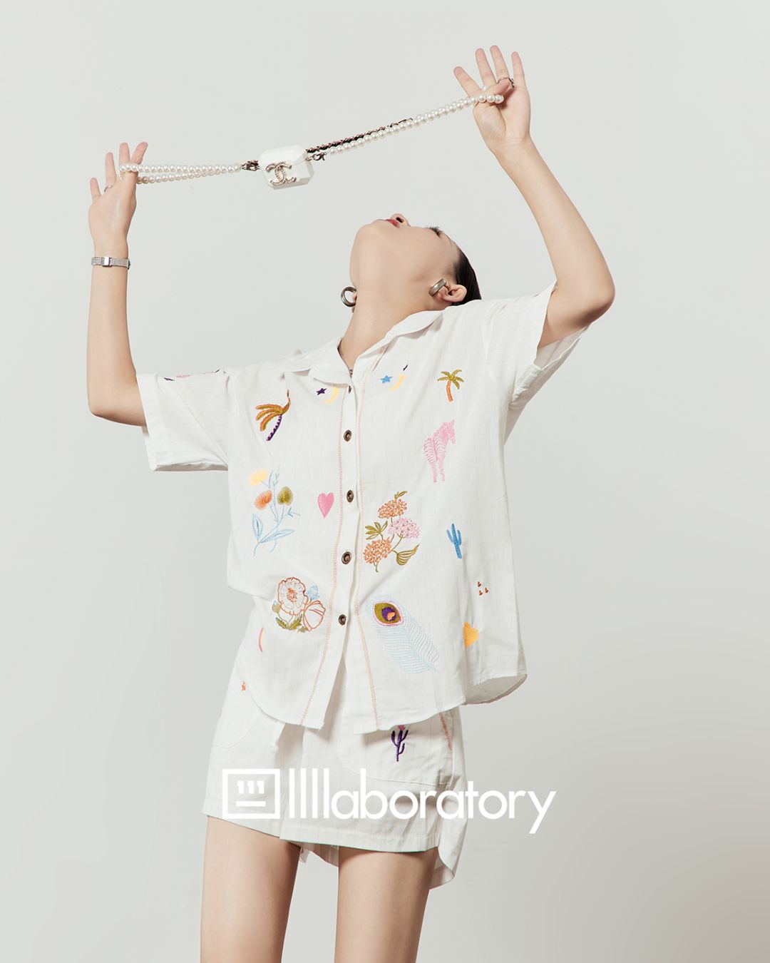 Open Collar Embroidered Shirt　TP059