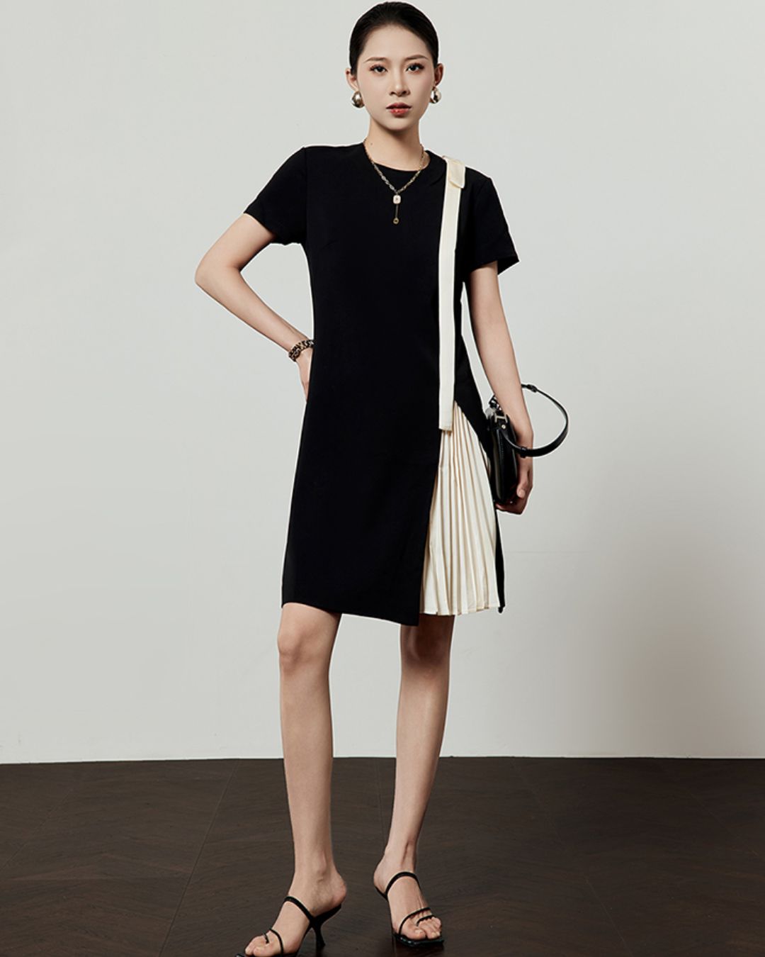 Shoulder Ribbon Pleated Black Dress　DR051