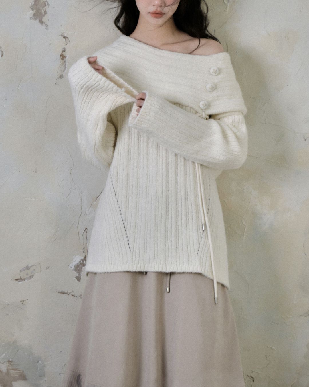 Button Ribbon Off Shoulder Knit　TP022