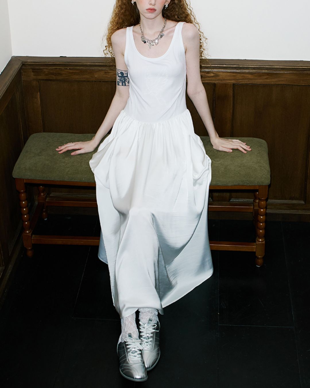 Swallow Embroidery Big Pocket Long Dress　DR036