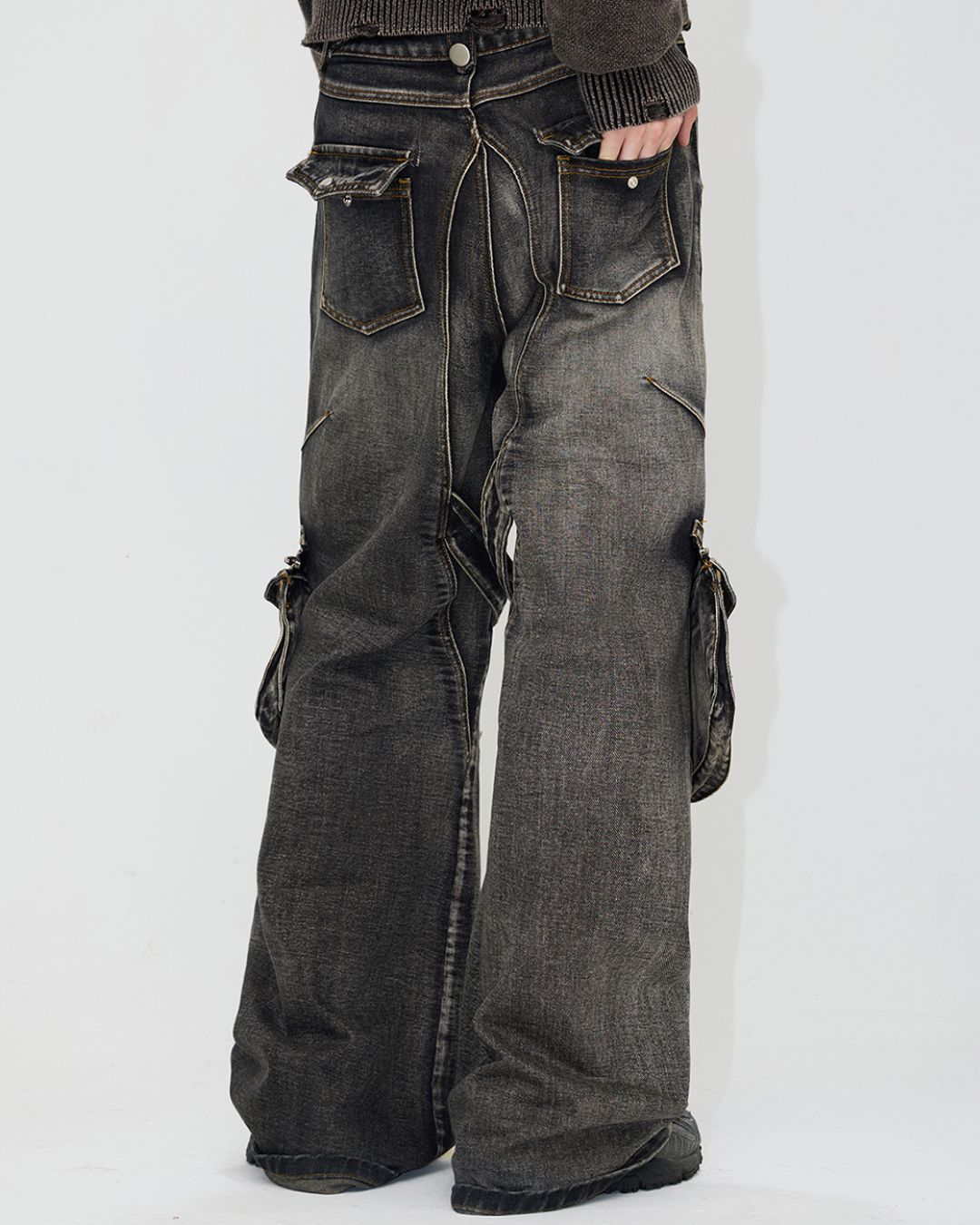 Zipper And Detachable Pocket Denim Pants　BT010