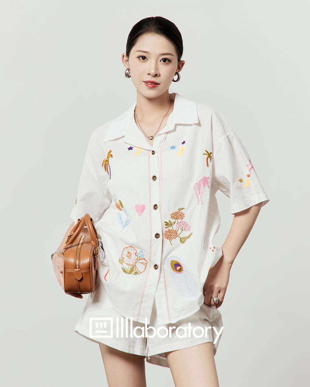 Open Collar Embroidered Shirt　TP059