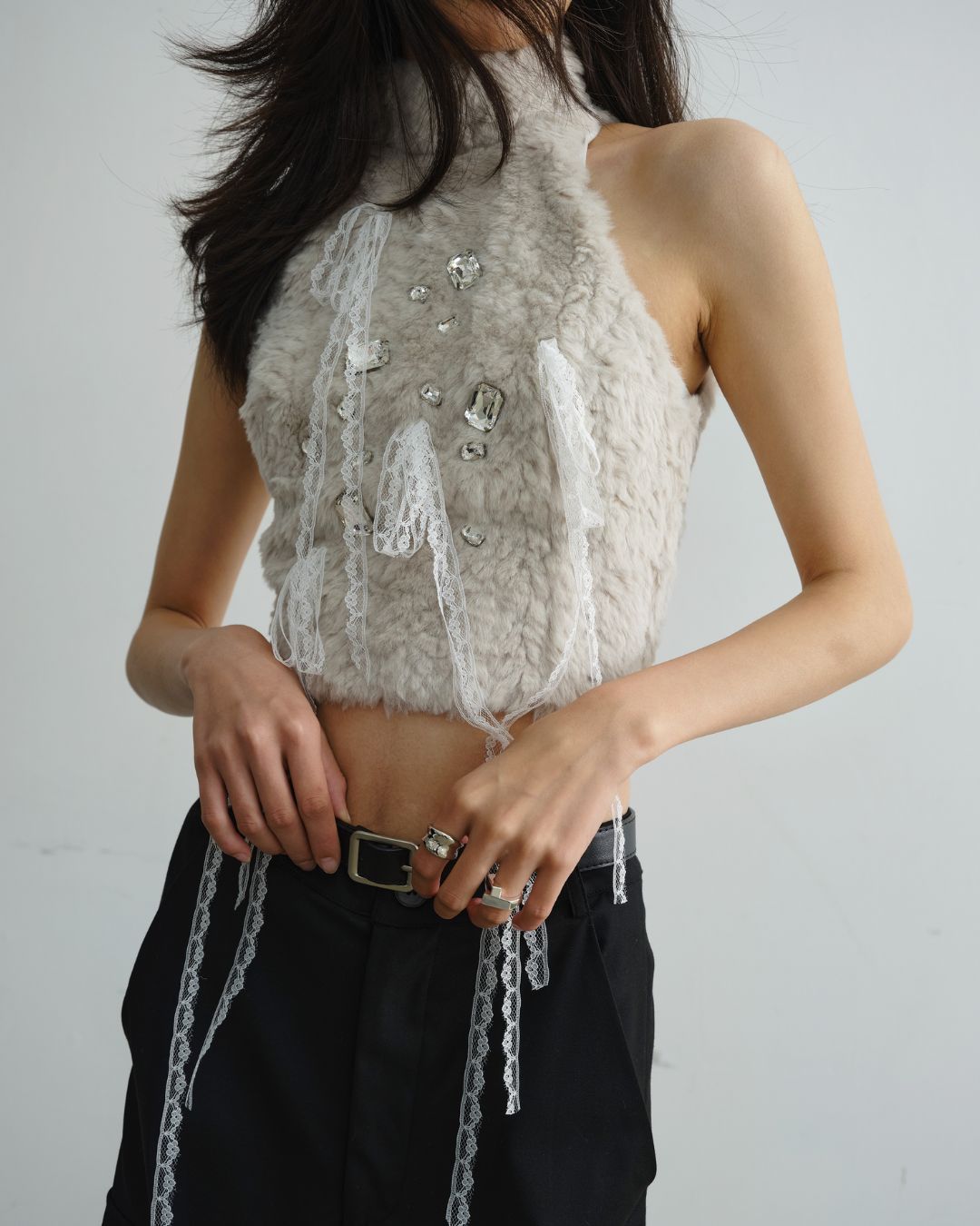 Beaded Sleeveless Fur Top　TP011