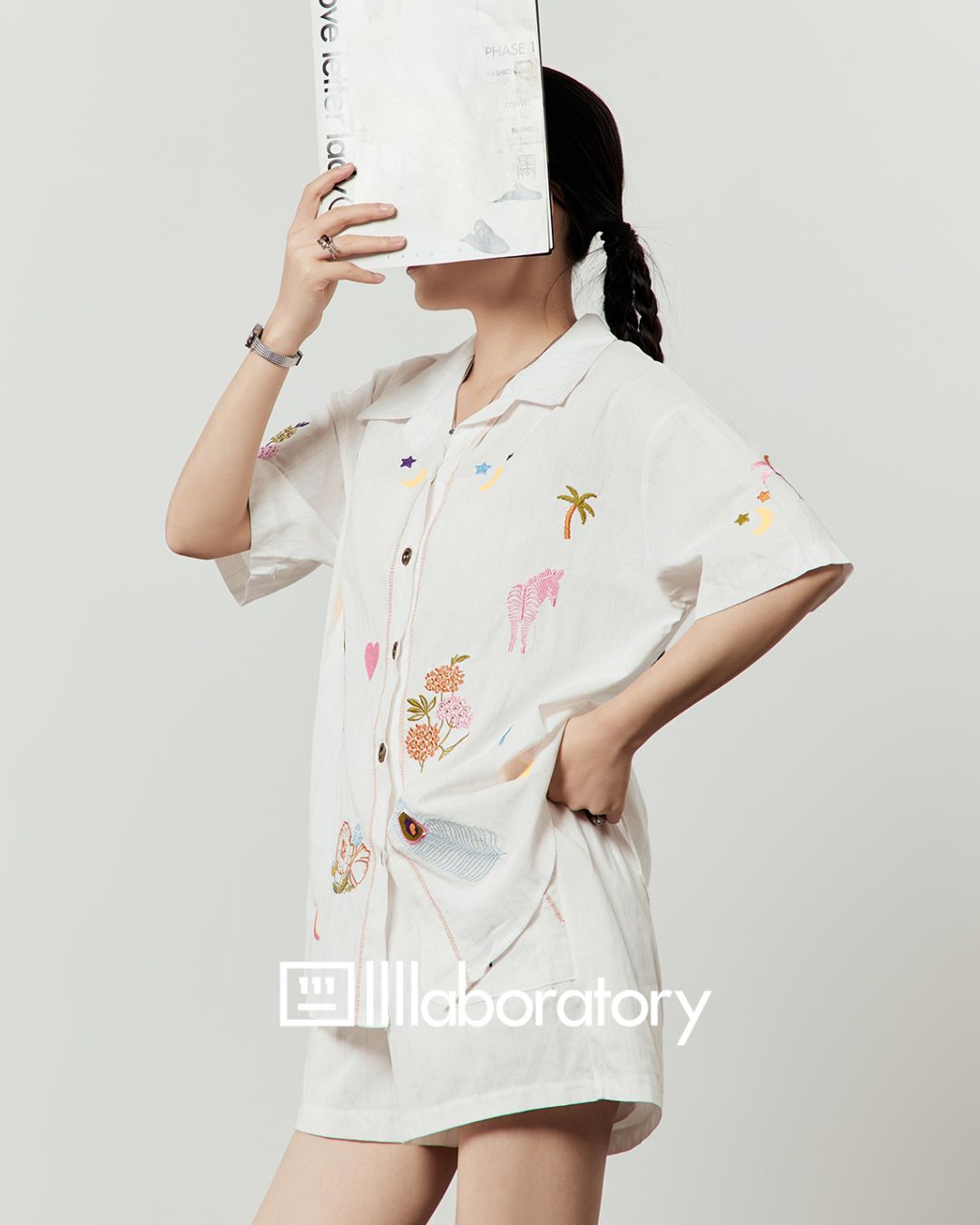 Open Collar Embroidered Shirt　TP059