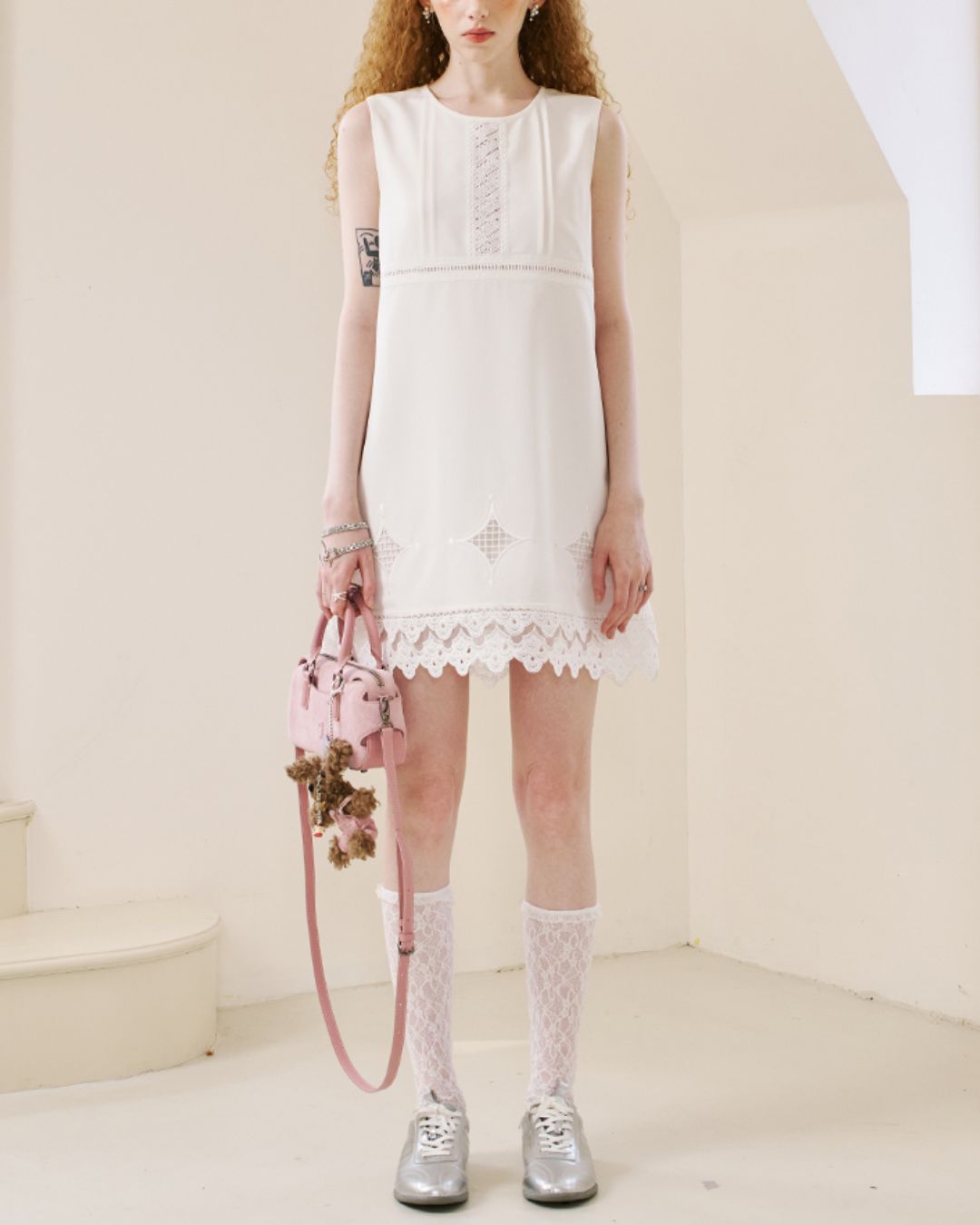 Lace Stitch Sleeveless Mini Dress　DR035