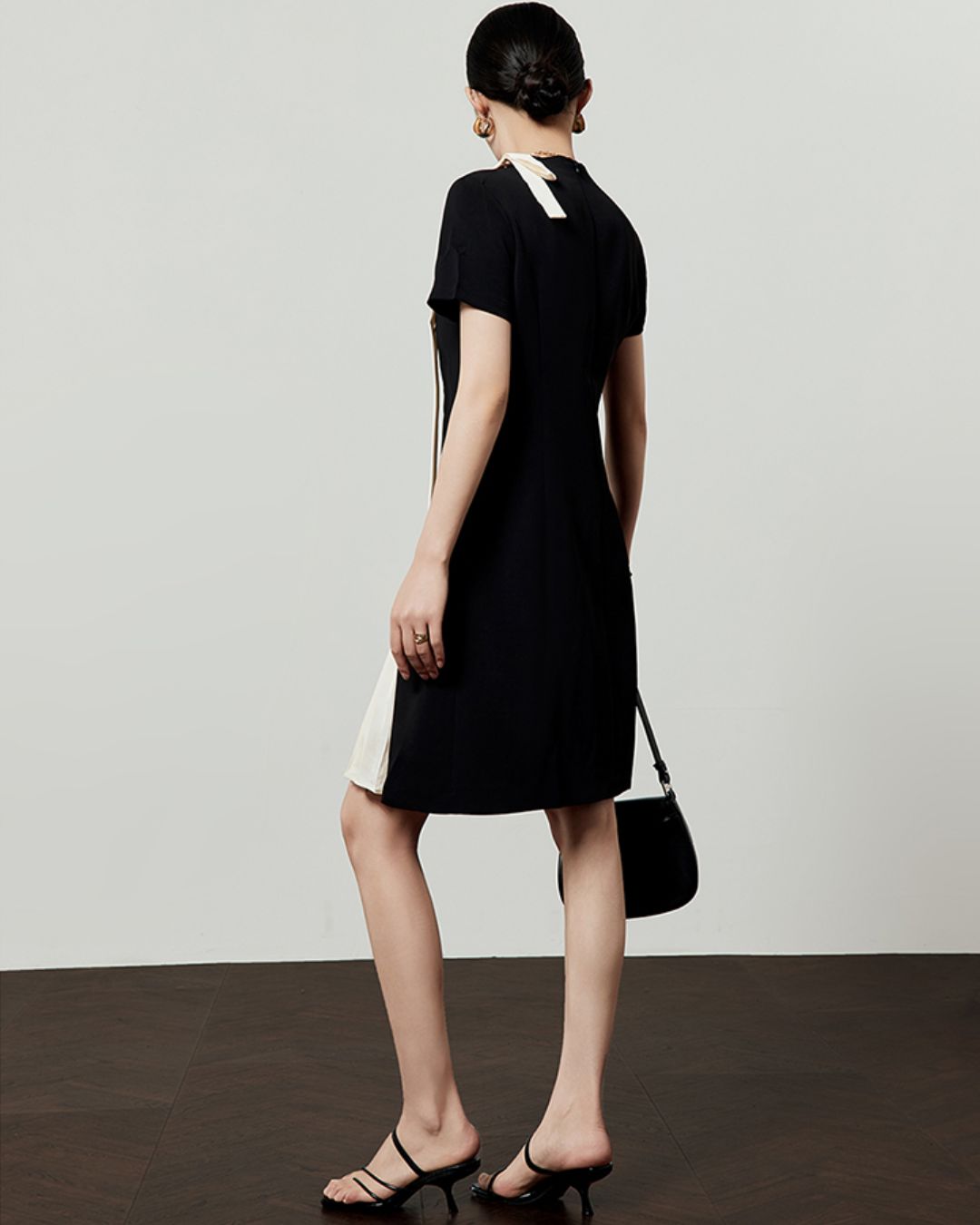 Shoulder Ribbon Pleated Black Dress　DR051